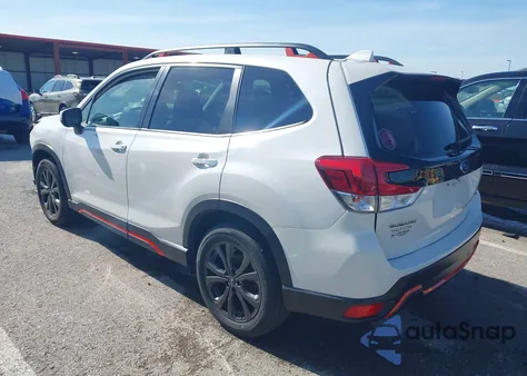 2021 Subaru Forester Sport z USA, uszkodzony, nr VIN JF2SKARC3MH466651